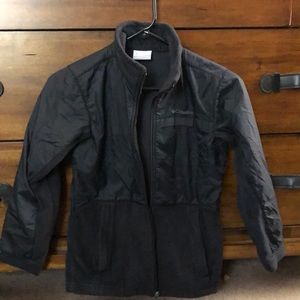 Boys Columbia jacket only worn a couple times smoke free home in great condition